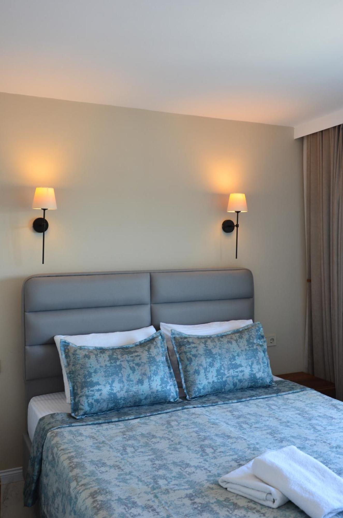 Rosy Suites Hotel Кушадасъ Екстериор снимка