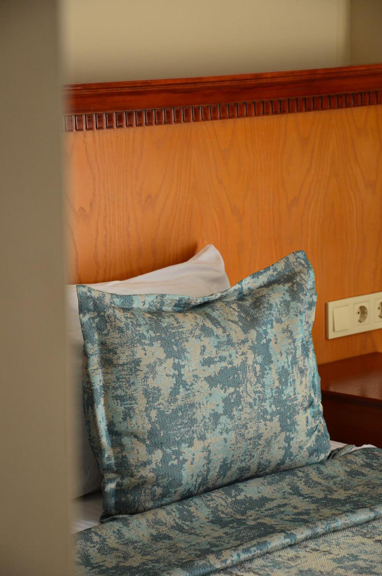 Rosy Suites Hotel Кушадасъ Екстериор снимка