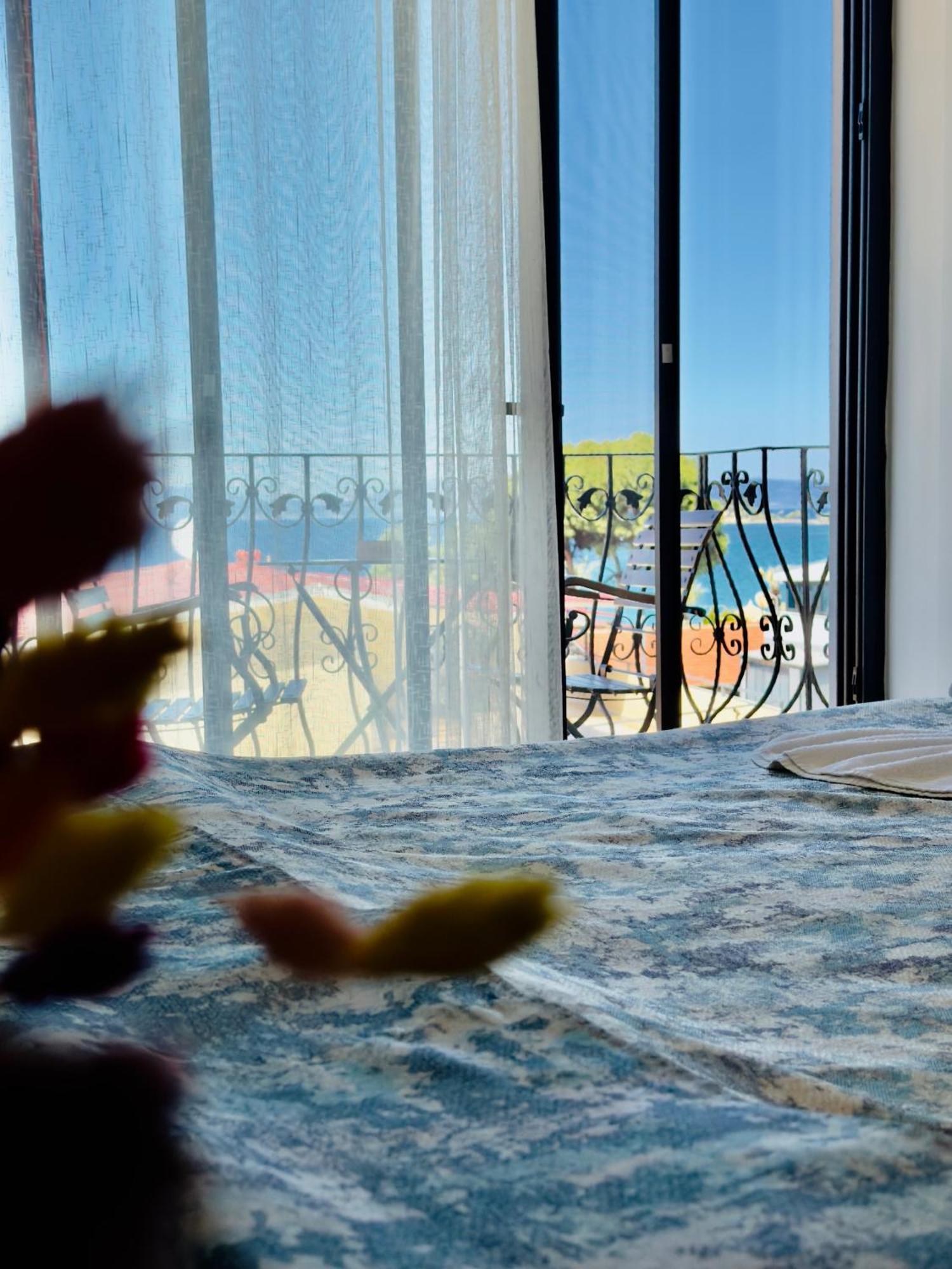 Rosy Suites Hotel Кушадасъ Екстериор снимка